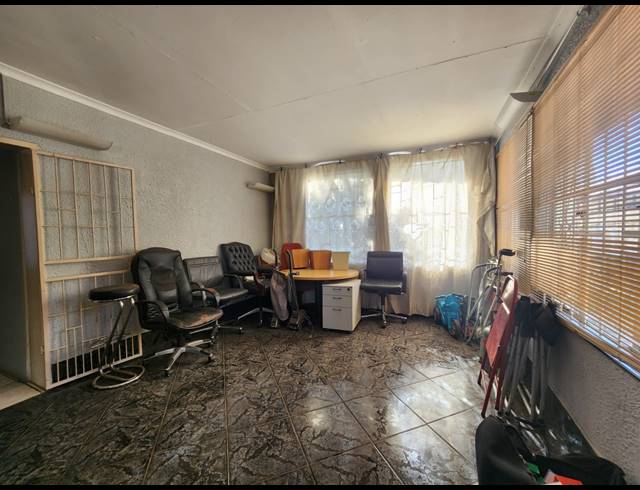 3 BEDROOM HOUSE FOR SALE IN THREE RIVERS
